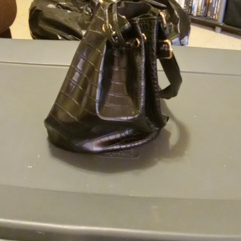 Black bucket purse